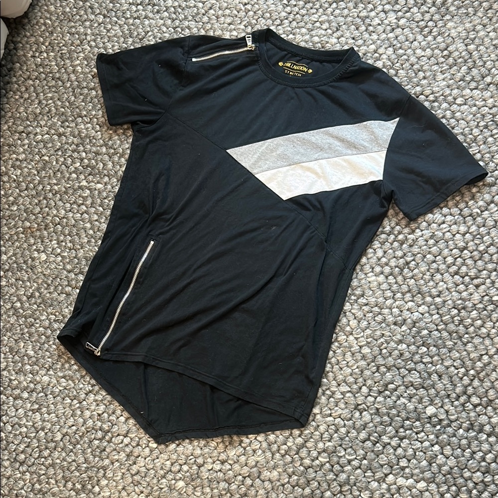 Trillnation Black Grey Asymmetrical Zip Tee Size Large